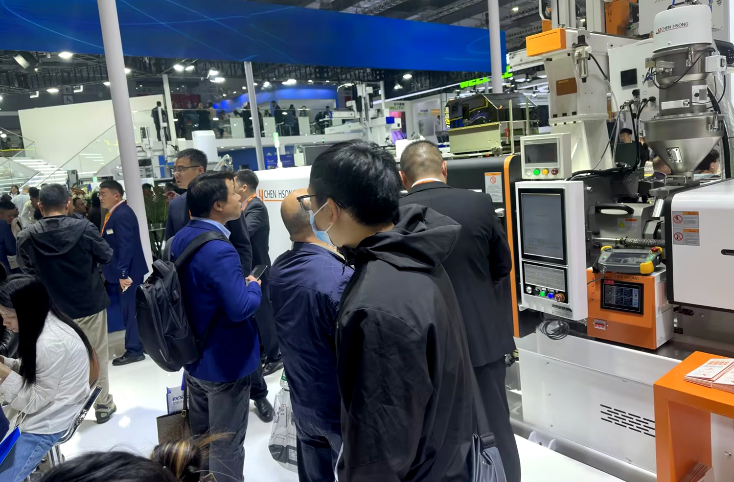 IMR-Techは射出成形機メーカーの震雄（Chen Hsong）と共同でCHINAPLASに出展し、盛会のうちに展示を終えました